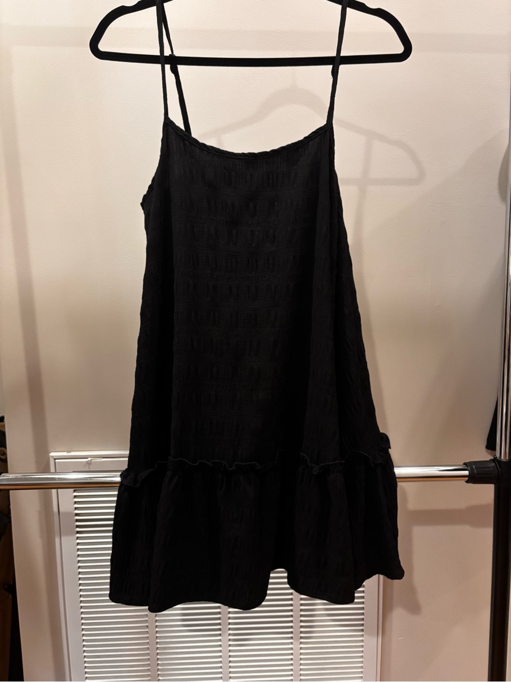 SHEIN Black Textured Spaghetti Strap Dress with Ruffle Hem